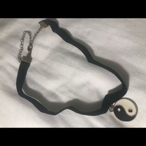 Black and white choker
